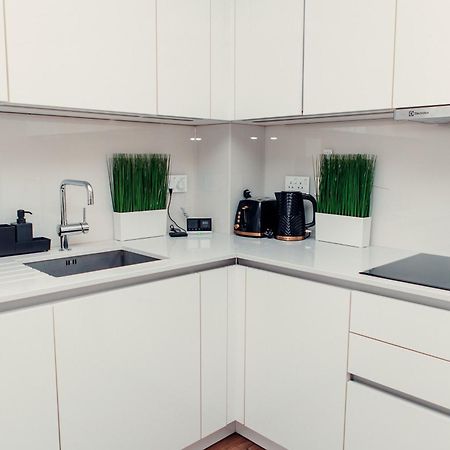 2 Bed Flat London Leilighet Eksteriør bilde